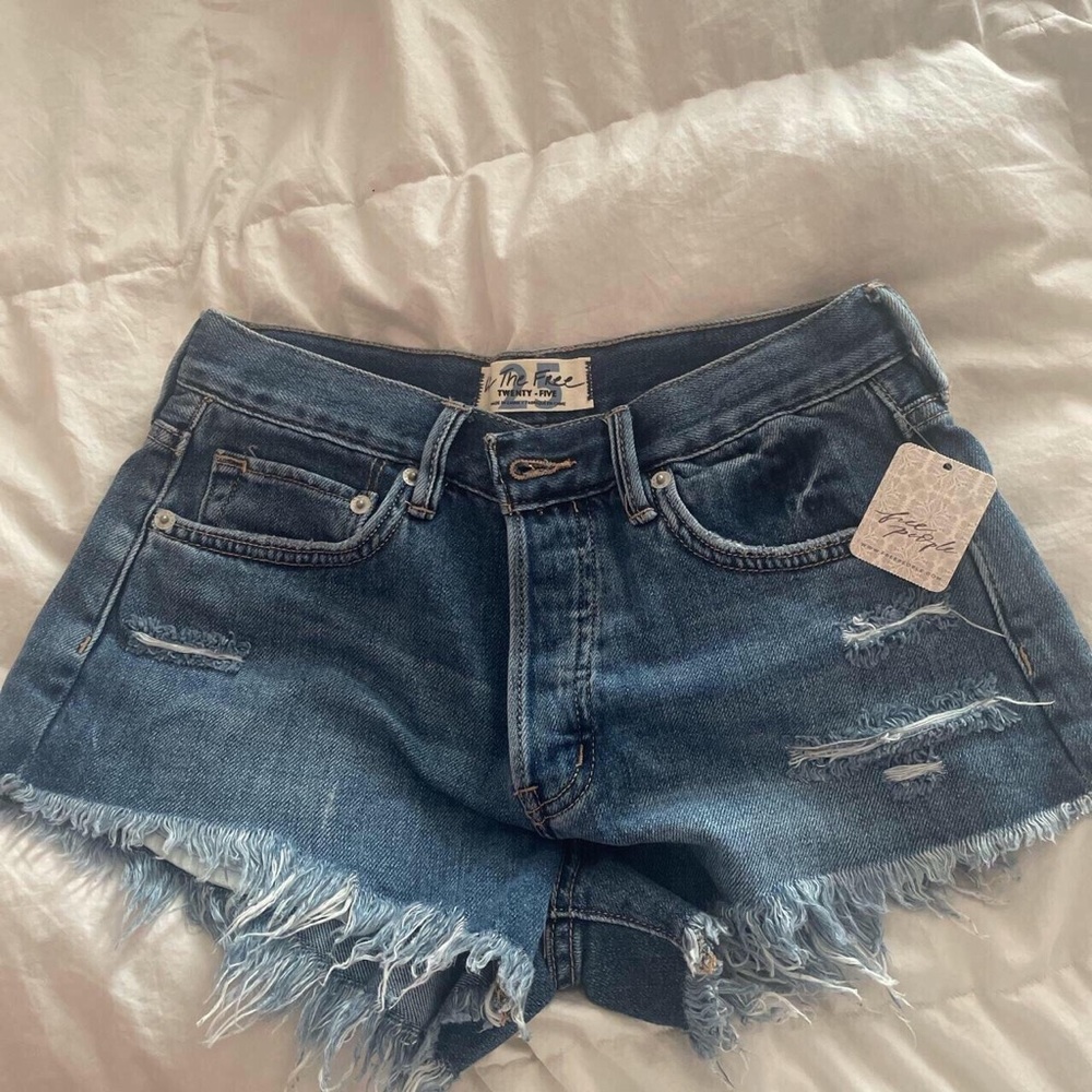 Free people loving good vibrations cutoff shorts denim NWT